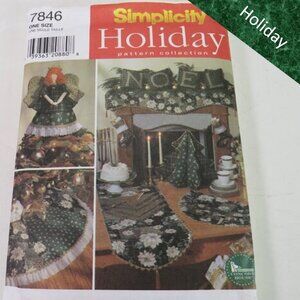 Simplicity 7846 Sewing Pattern Christmas UNCUT Tree Skirt, Socking, Centerpiece